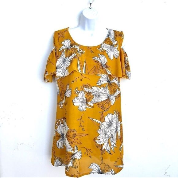 COPY - Golden Yellow cold shoulder dress size medium M - Picture 2 of 3